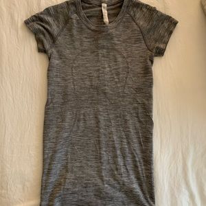 Lululemon swiftly short sleeve top